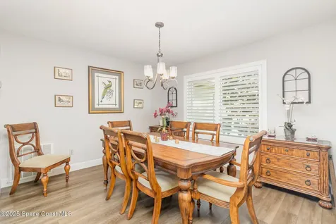 1332 Pilgrim Avenue Melbourne FL 32940
