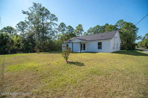 1241 Platt Avenue SW Palm Bay FL 32908