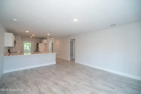 1241 Platt Avenue SW Palm Bay FL 32908