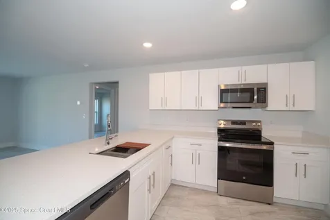 1241 Platt Avenue SW Palm Bay FL 32908