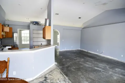 514 Hobart Avenue NW Palm Bay FL 32907