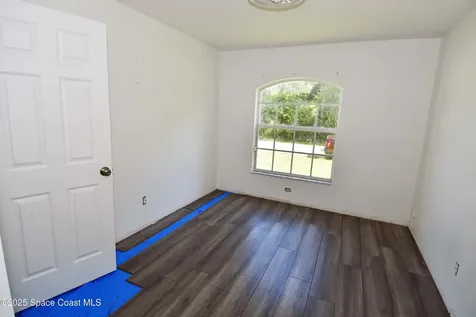 514 Hobart Avenue NW Palm Bay FL 32907