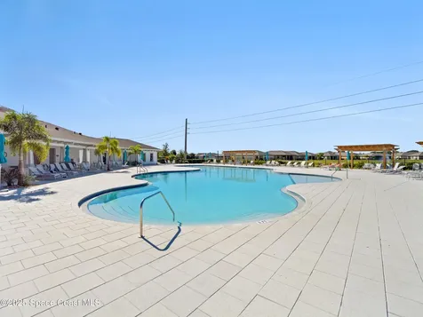 5678 Waterfall Place Grant FL 32949