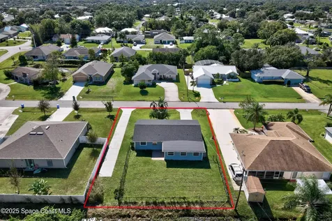918 Bermuda Avenue Sebastian FL 32958