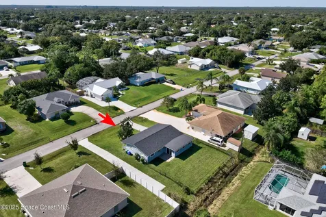 918 Bermuda Avenue Sebastian FL 32958
