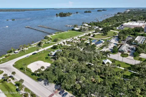 918 Bermuda Avenue Sebastian FL 32958