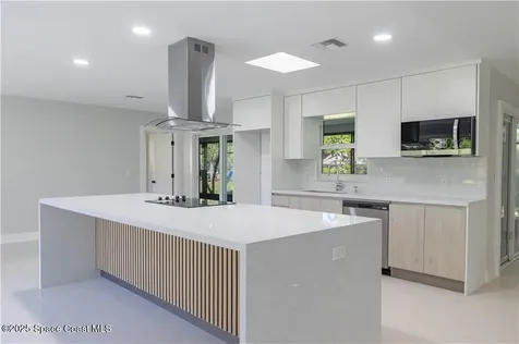 5740 36th Place Vero Beach FL 32966