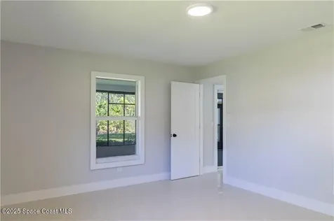 5740 36th Place Vero Beach FL 32966