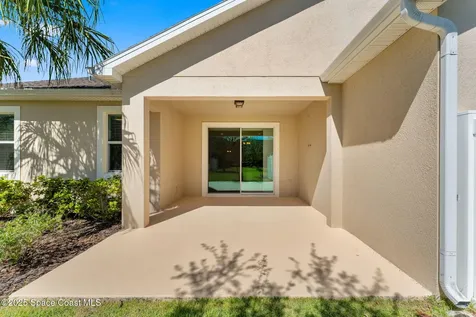 7584 Loren Cove Drive Melbourne FL 32940