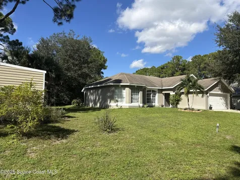 174 Dobbins Road NW Palm Bay FL 32907