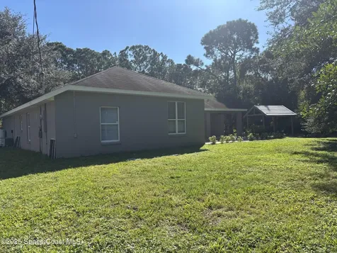 174 Dobbins Road NW Palm Bay FL 32907