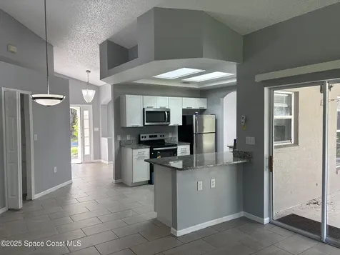 174 Dobbins Road NW Palm Bay FL 32907