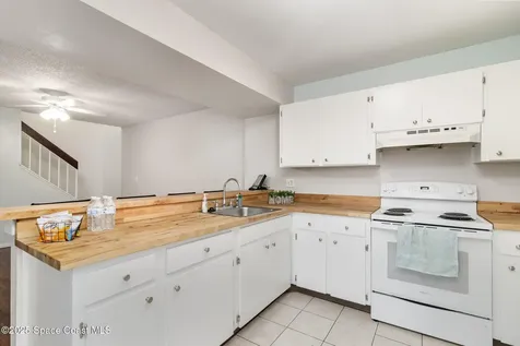 1020 Abada Court NE Palm Bay FL 32905