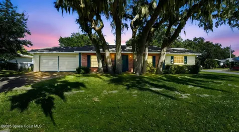880 Pilgrim Drive Titusville FL 32780