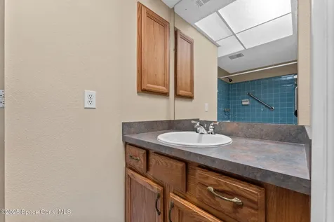880 Pilgrim Drive Titusville FL 32780