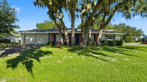 880 Pilgrim Drive Titusville FL 32780