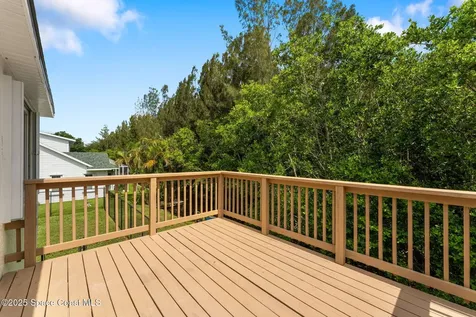332 Nikomas Way Melbourne Beach FL 32951