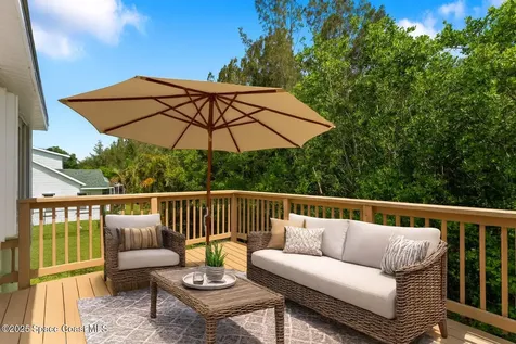 332 Nikomas Way Melbourne Beach FL 32951