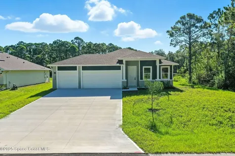 2095 Tahoe Avenue SE Palm Bay FL 32909