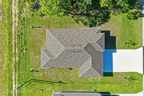 2095 Tahoe Avenue SE Palm Bay FL 32909
