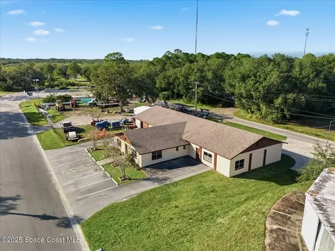 3300 Bobbi Lane Titusville FL 32780