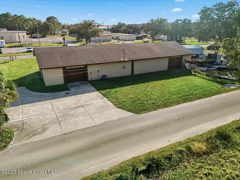3300 Bobbi Lane Titusville FL 32780