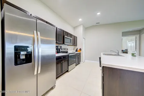 318 Silver Frost Street SE Palm Bay FL 32909