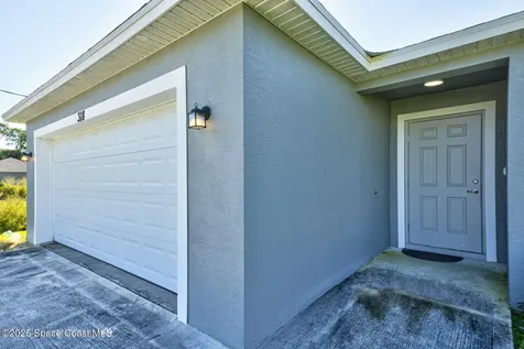 318 Silver Frost Street SE Palm Bay FL 32909