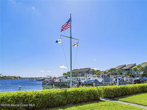 1821 Mooringline Drive Vero Beach FL 32963