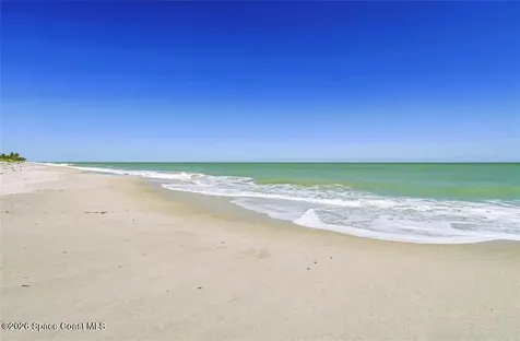 1821 Mooringline Drive Vero Beach FL 32963