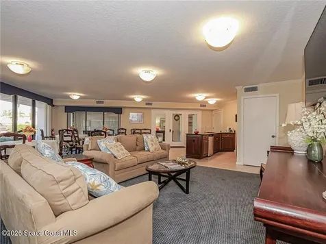 1821 Mooringline Drive Vero Beach FL 32963