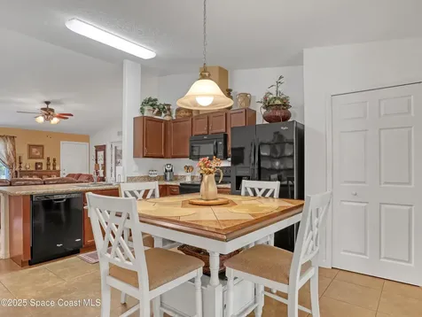 495 Danis Road SW Palm Bay FL 32908