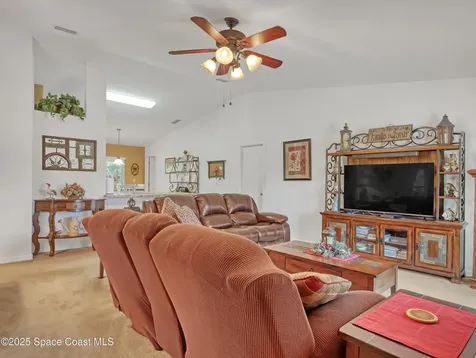 495 Danis Road SW Palm Bay FL 32908