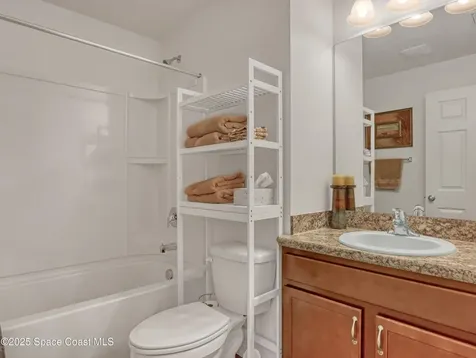 495 Danis Road SW Palm Bay FL 32908