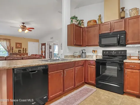 495 Danis Road SW Palm Bay FL 32908