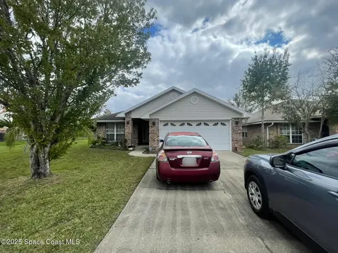 6250 Ironside Drive S Jacksonville FL 32244