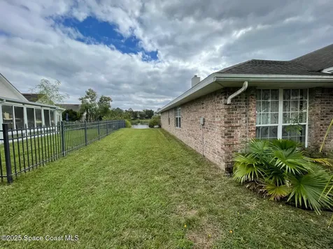 6250 Ironside Drive S Jacksonville FL 32244