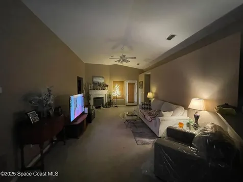 6250 Ironside Drive S Jacksonville FL 32244