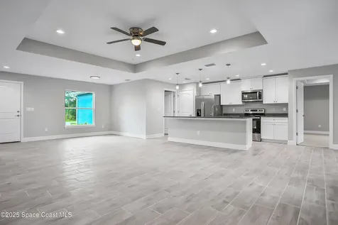 723 Geddes Street SW Palm Bay FL 32908