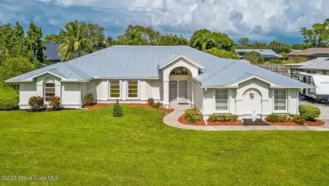 3041 SE Dalhart Road Port St. Lucie FL 34952