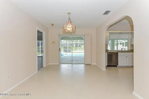 3041 SE Dalhart Road Port St. Lucie FL 34952