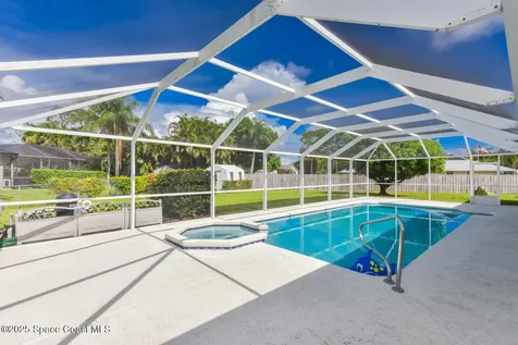 3041 SE Dalhart Road Port St. Lucie FL 34952