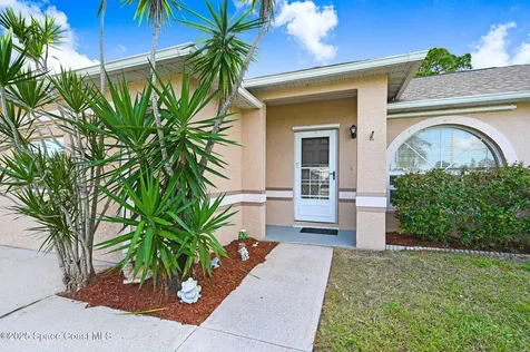 6094 Cardiff Avenue Cocoa FL 32927