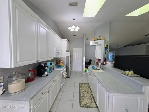 644 Norse Street NW Palm Bay FL 32907