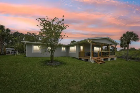 581 Hillside Court Melbourne FL 32935
