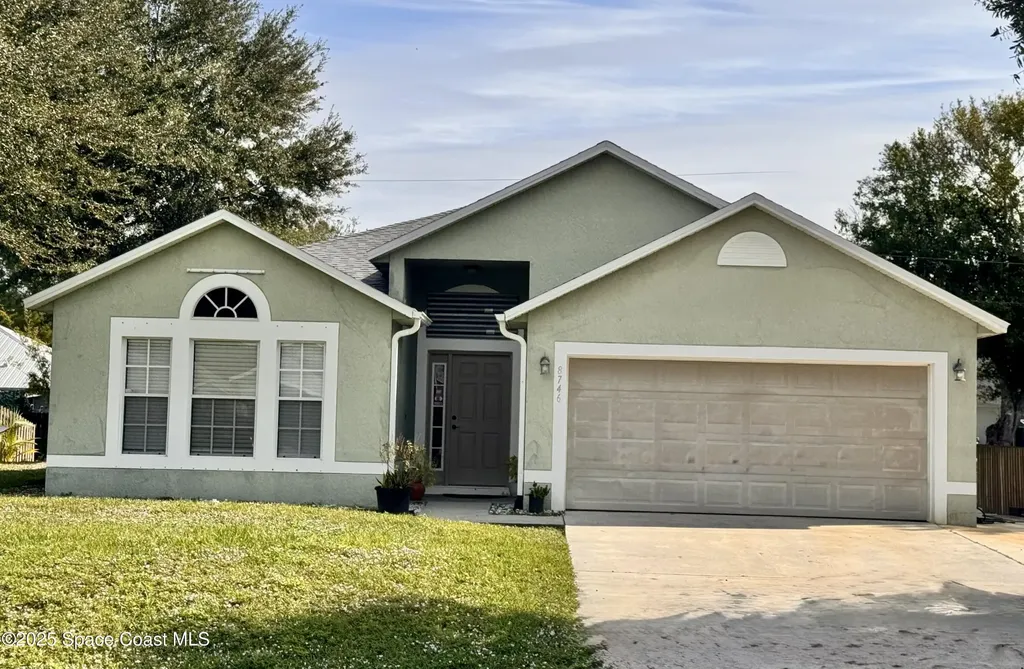 8746 105th Court Vero Beach FL 32967