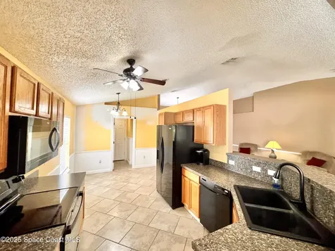 8746 105th Court Vero Beach FL 32967