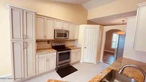 1829 SW Hickock Terrace Port St. Lucie FL 34953