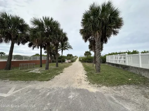113 W Leon Lane Cocoa Beach FL 32931