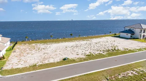 5811/5821 Constellation Drive Titusville FL 32780